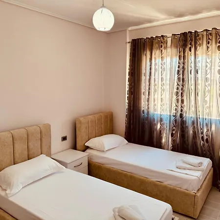 New Apartment,2 ,central Location
