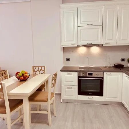 Apartmán New Apartment,2 ,central Location