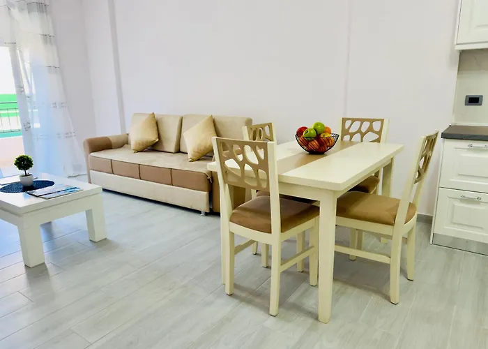 New Apartment,2 ,central Location Appartamento