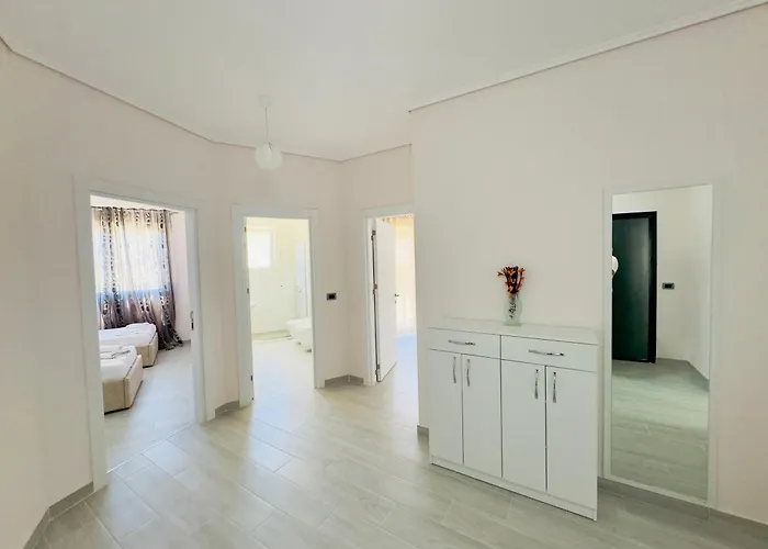 New Apartment,2 ,central Location Appartement Vlorë