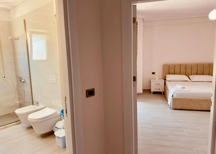 New Apartment,2 ,central Location